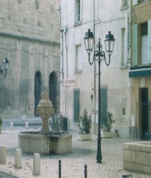 Place des Cordeliers  Orange, ville orange, ville d orange,  orange